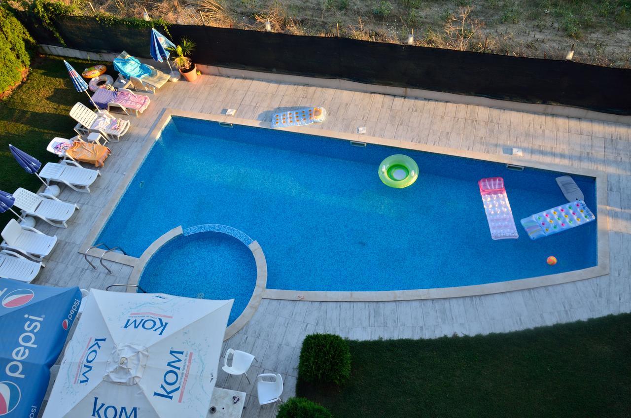 Club Priz Aparthotel Primorszko Kültér fotó